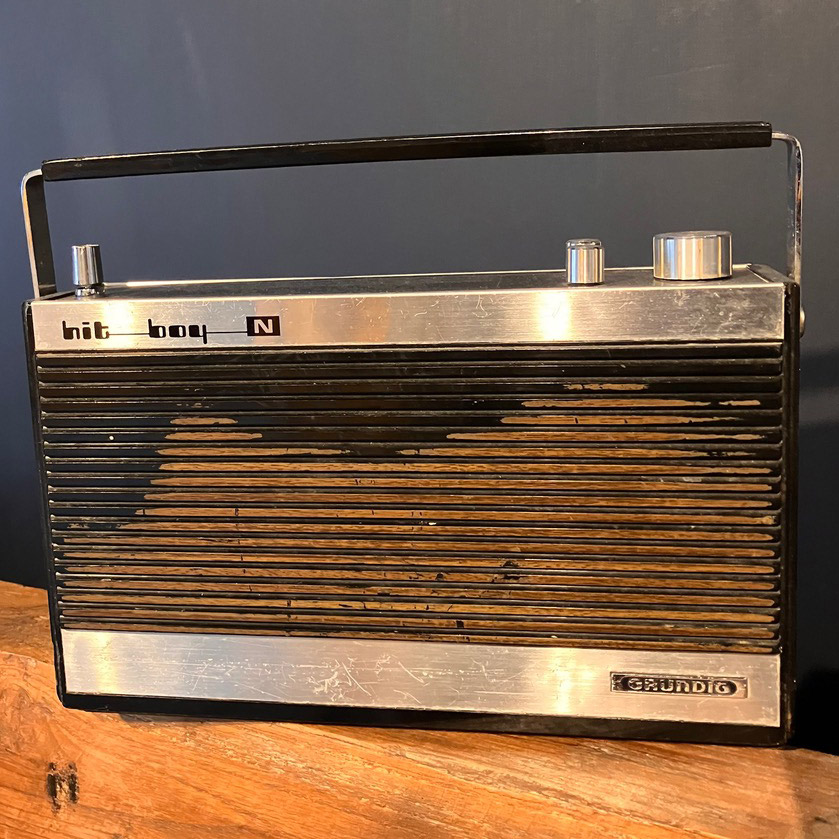 old grunding radio